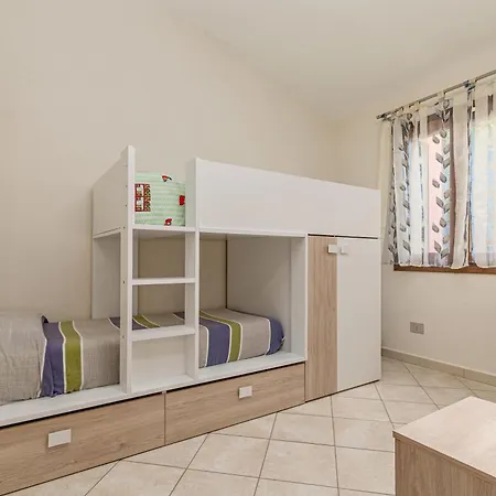 Lu Lioni * サン・テオドーロ